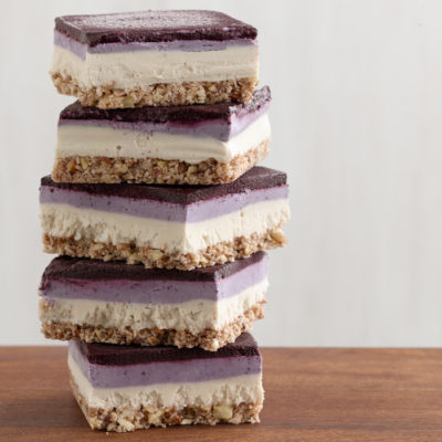 no-bake blueberry coconut cheesecake bars